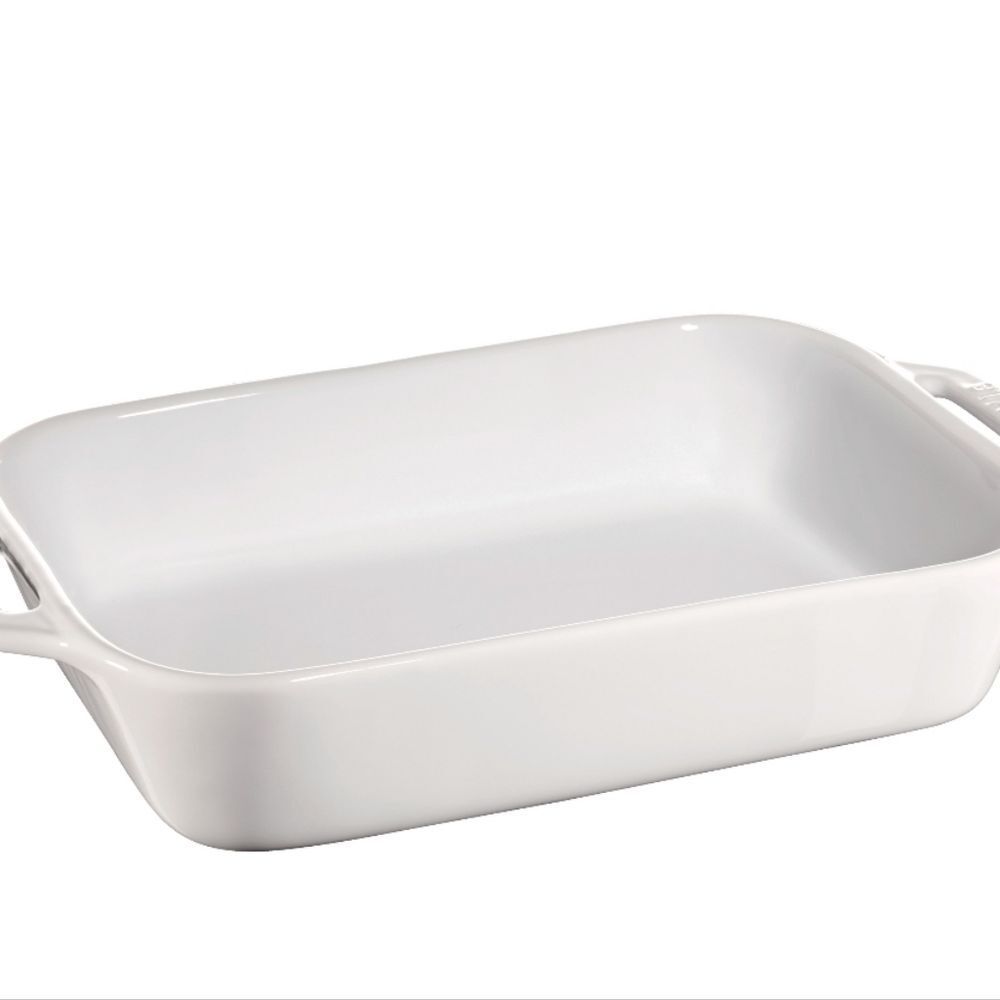 Staub Ceramic Rectangular 2.5QT Baking Dish- White